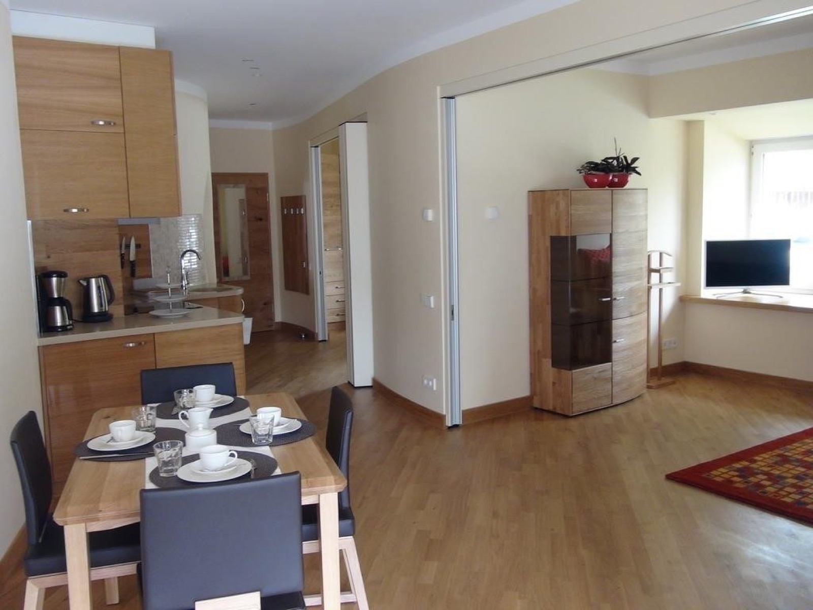 Wohn- und Essbereich der Wohnung Terra